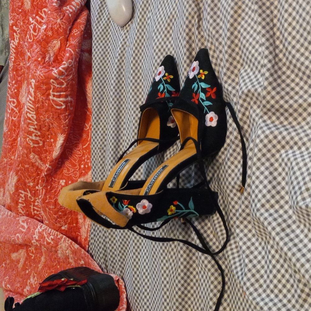 Flowers heels wedge  never been wearing before